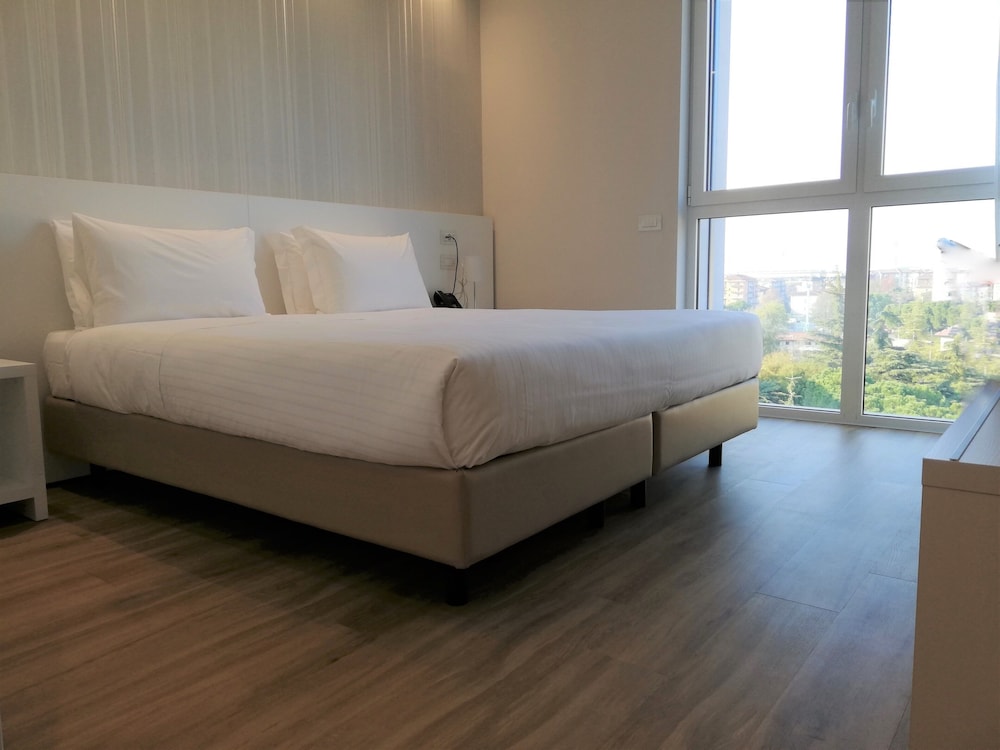 

Catania - Verona - Novo Hotel Rossi