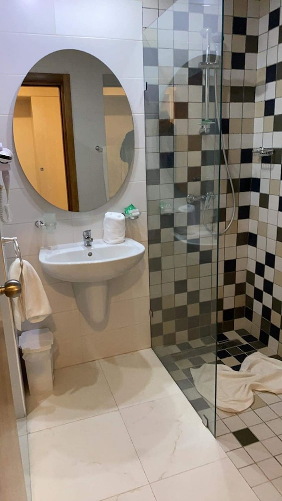 

Venezia - Monastir - City Business Monastir Center