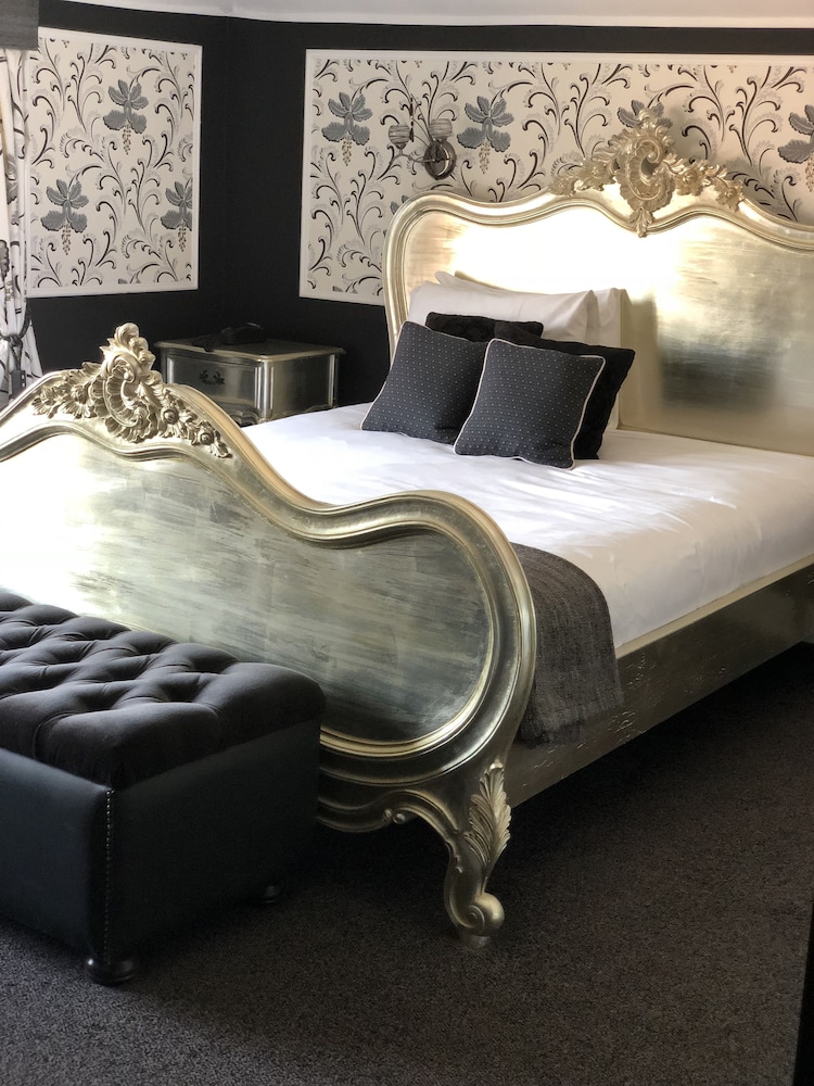 

Milano - Fleet - The Falcon Hotel