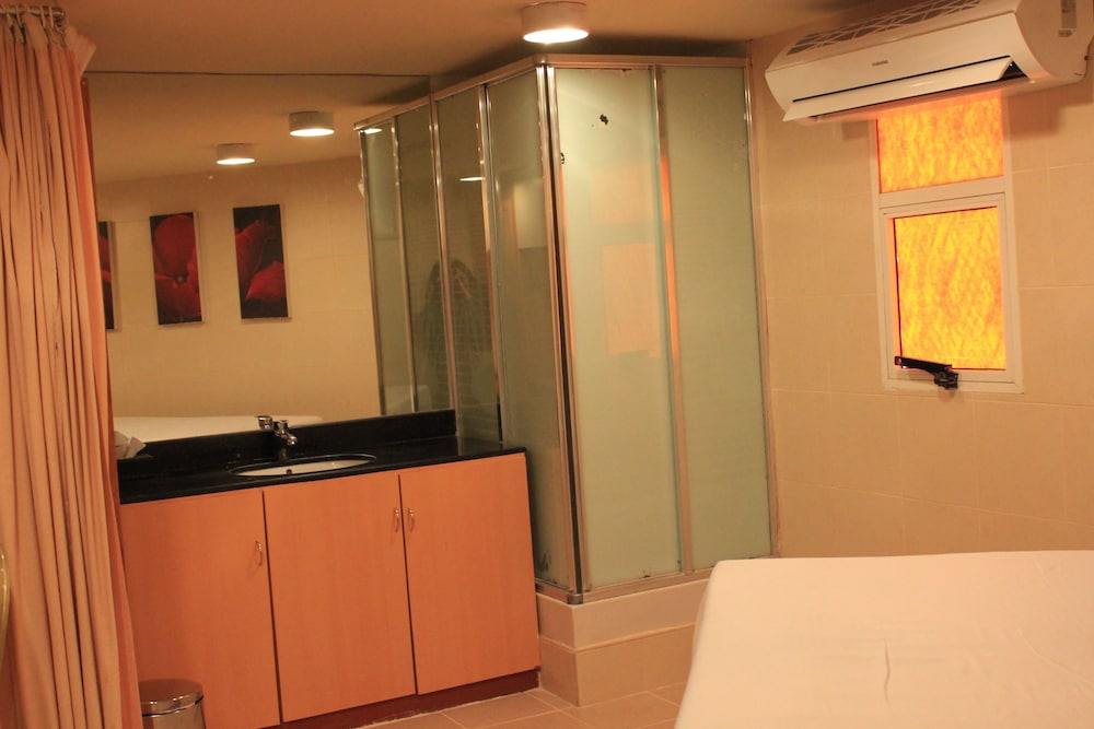 

Ancona - Dubai - Sea View Hotel Dubai