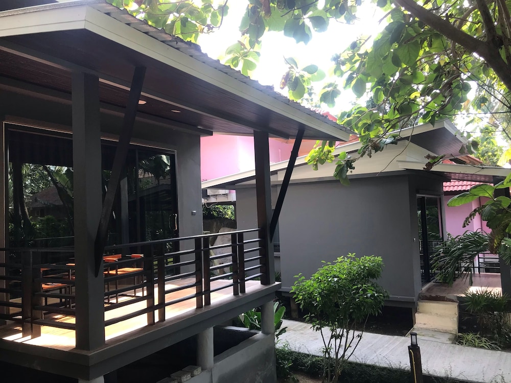 

Roma - Koh Phangan - Rin Beach Resort