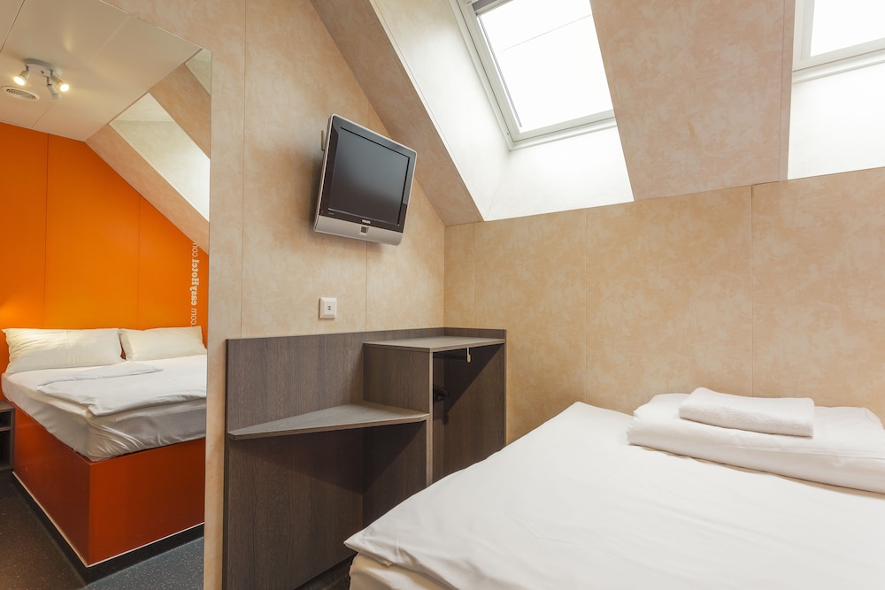 

Napoli - Budapest - easyHotel Budapest Oktogon