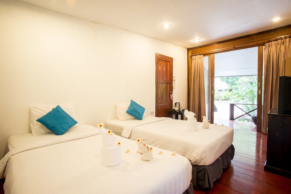 

Roma - Koh Phangan - B52 Beach Resort