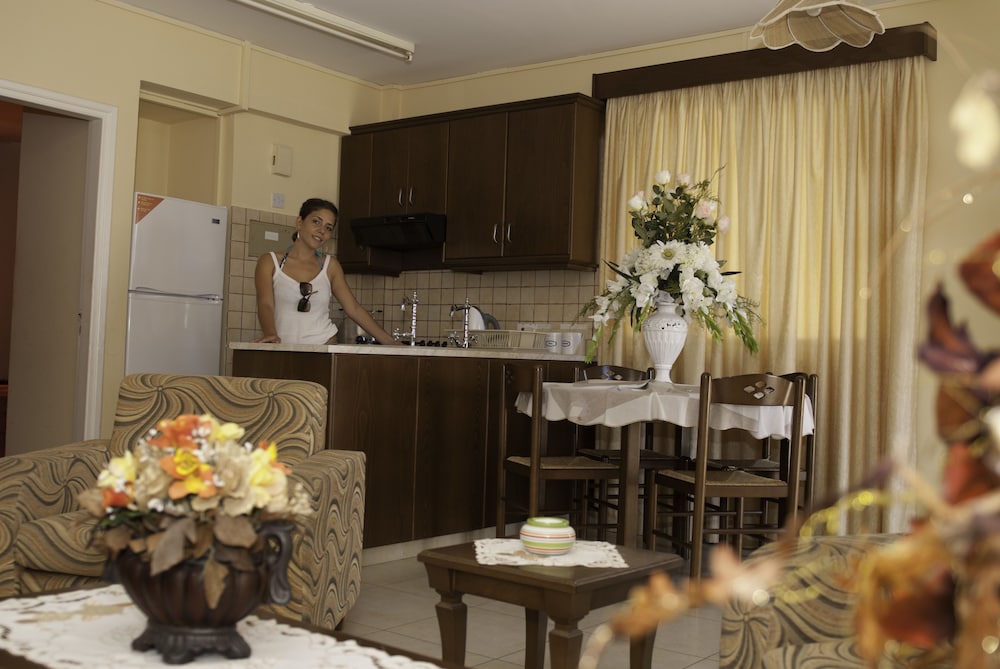 

Milano - Pissouri - Kotzias Beach Apartments