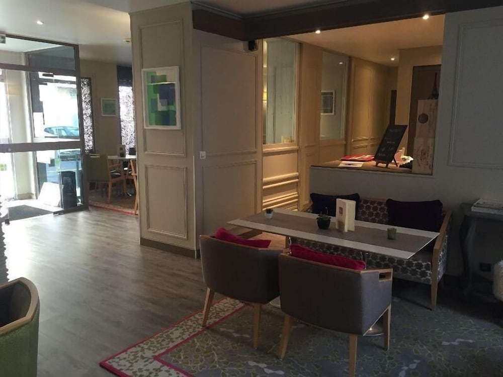 

Pisa - Argenteuil - Hotel Dauphin