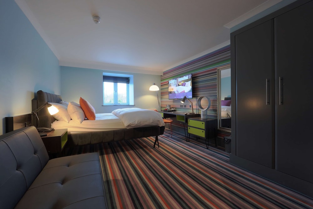 

Roma - Manchester - Village Hotel Manchester Cheadle
