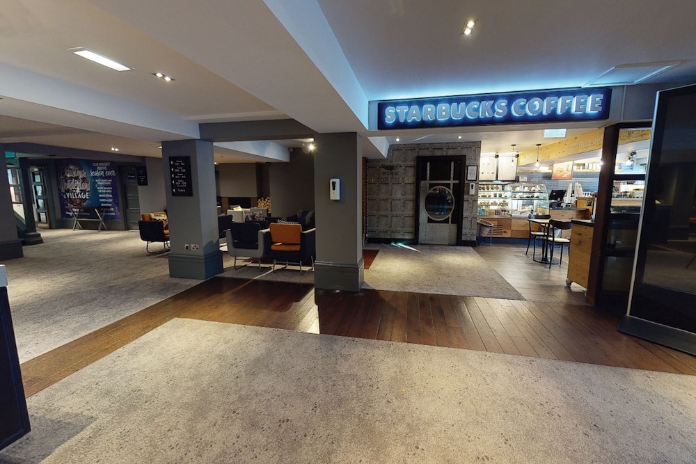 

Napoli - Manchester Airport - Village Hotel Manchester Cheadle