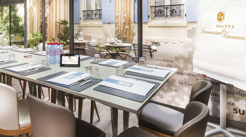 

Palermo - Disneyland Paris, Ile-de-France, Francia - Hotel Daumesnil-Vincennes