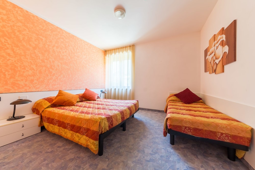 

Milano - Riva del Garda - Hotel Antica Croce - Gardaslowemotion