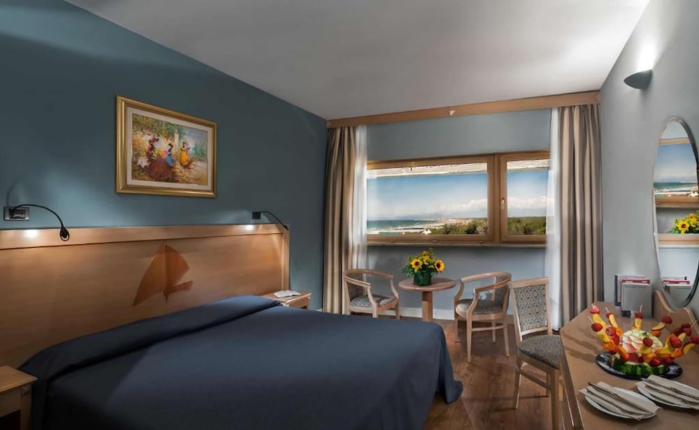 

Roma - Tirrenia - Grand Hotel Continental