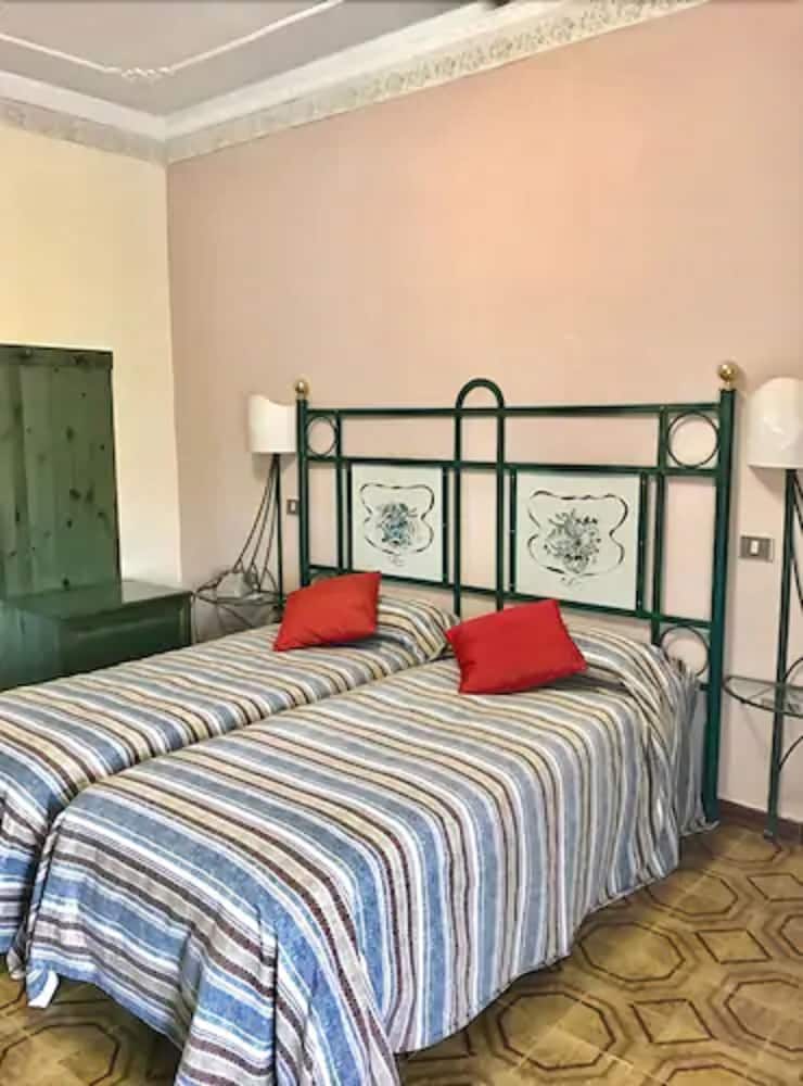 

Ancona - Siracusa - Hotel Scala Greca