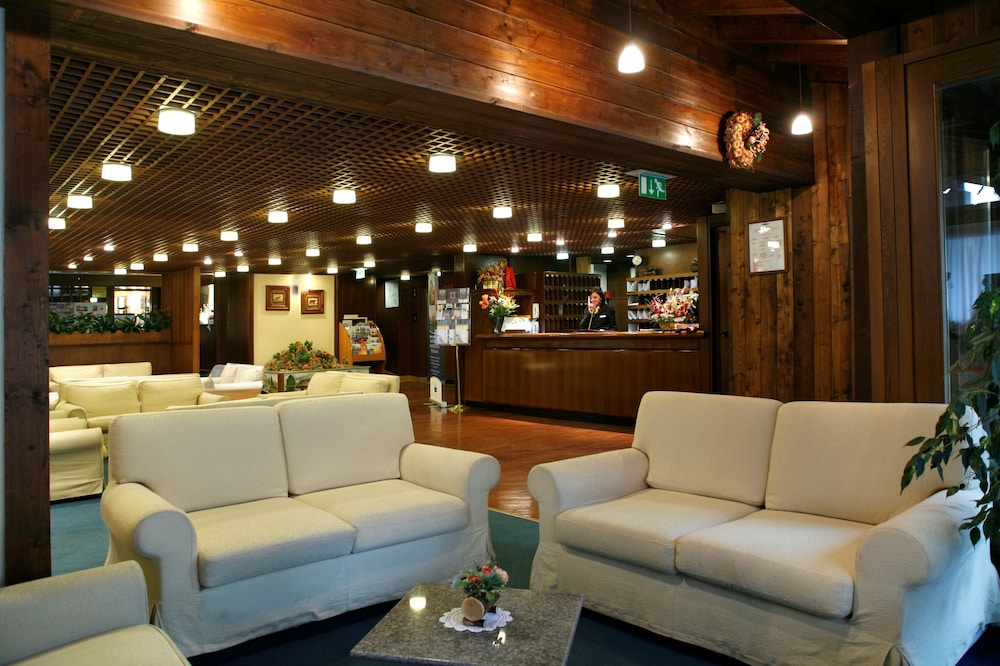 

Cagliari - La Thuile - Hotel Les Jumeaux Courmayeur