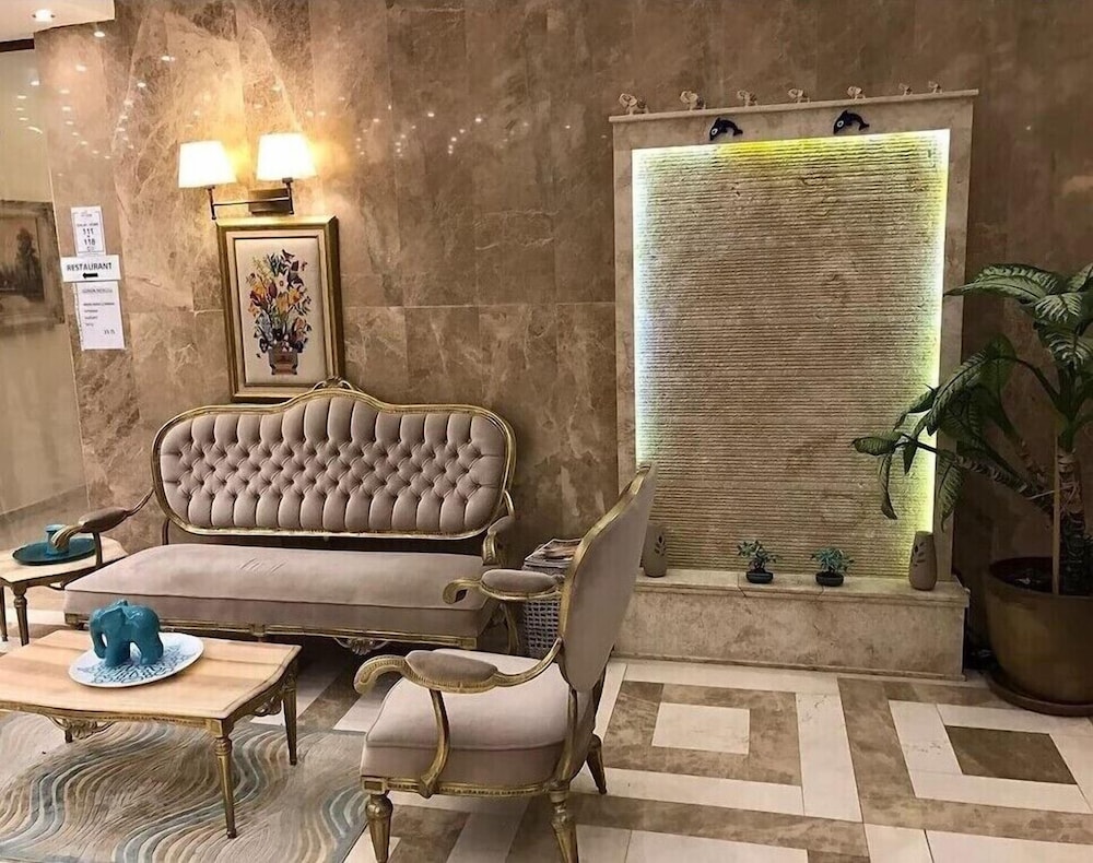 

Milano - Gundogan - Liona Hotel & SPA