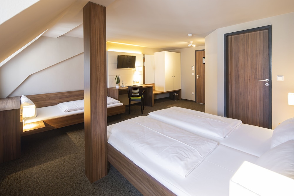 

Roma - Memmingen - JOESEPP´S HOTEL am Hallhof