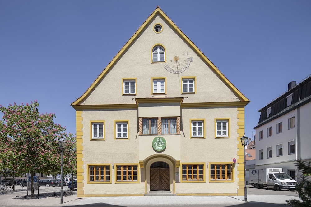 

Roma - Memmingen - JOESEPP´S HOTEL am Hallhof
