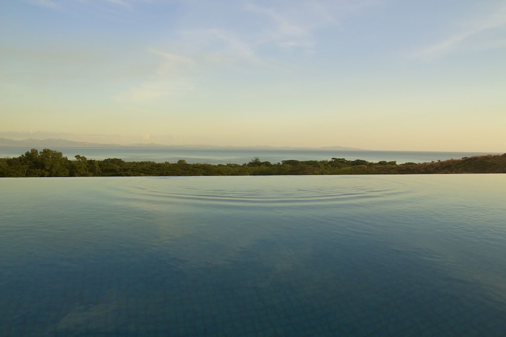 

Roma - Lautoka - Sapphire Bay Fiji