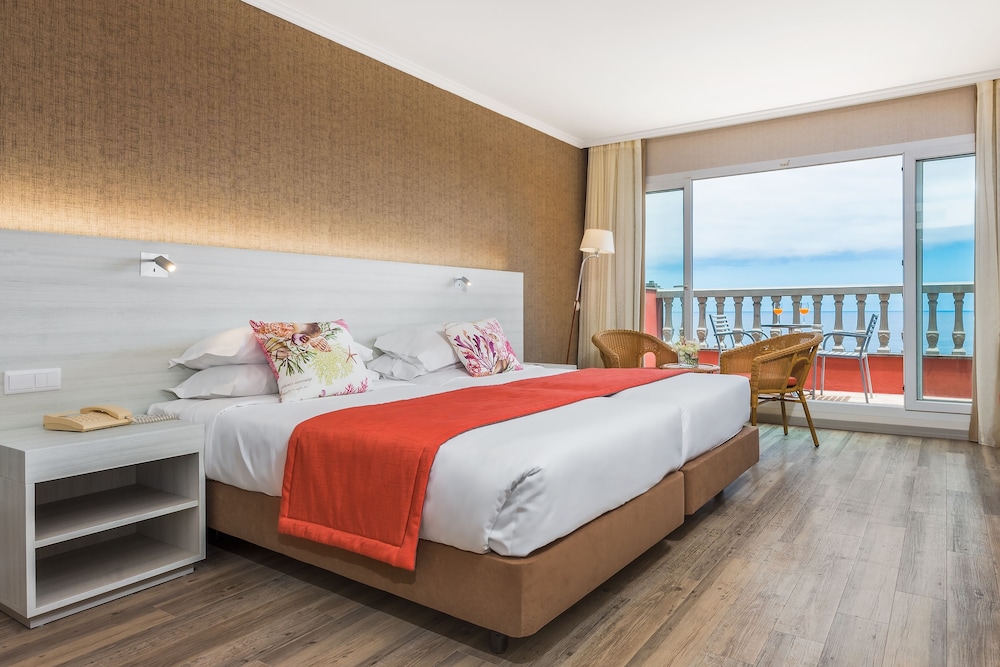 

Milano - Ribeira Brava - Enotel Sunset Bay
