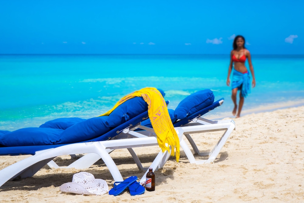 

Palermo - Negril - Legends Beach Resort