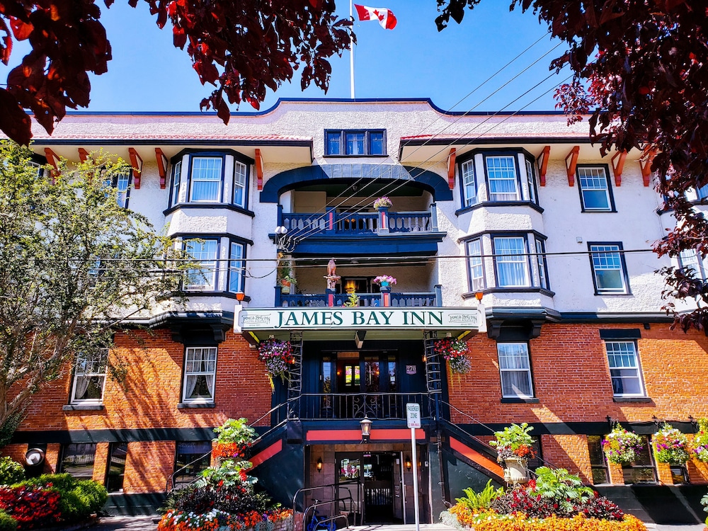 Victoria - James Bay Inn Hotel, Suites & Cottage