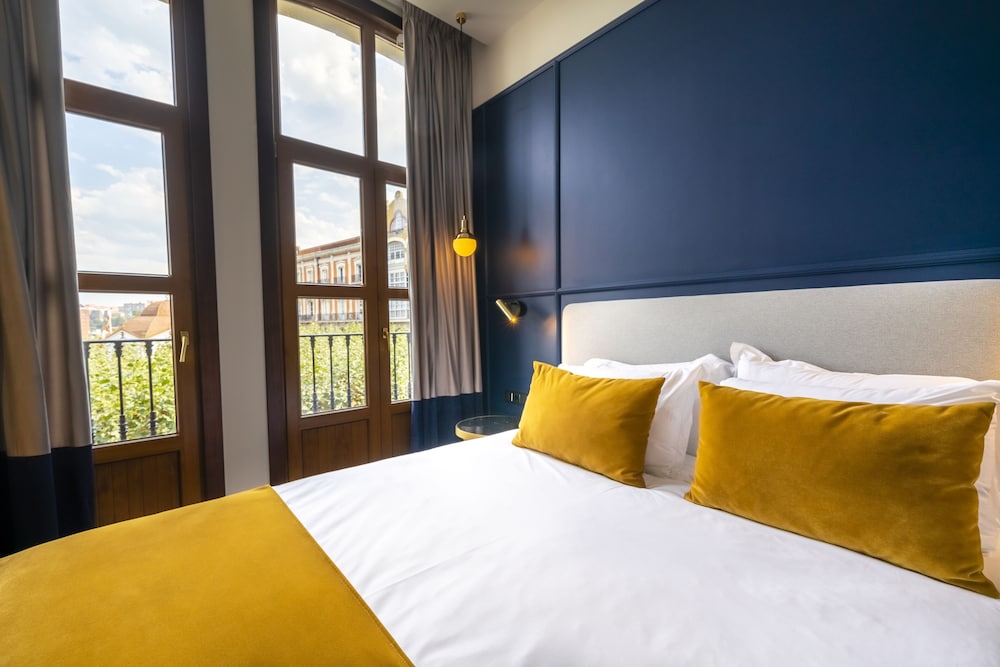 

Bari - Bilbao - Puente Colgante Boutique Hotel