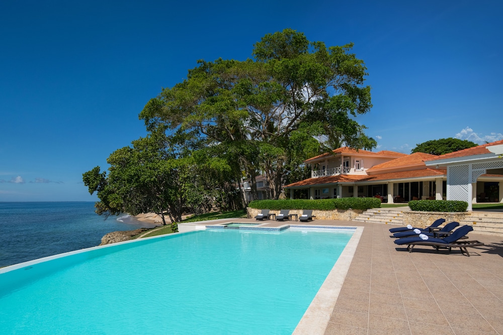 

Bari - La Romana - Casa De Campo Resort & Villas