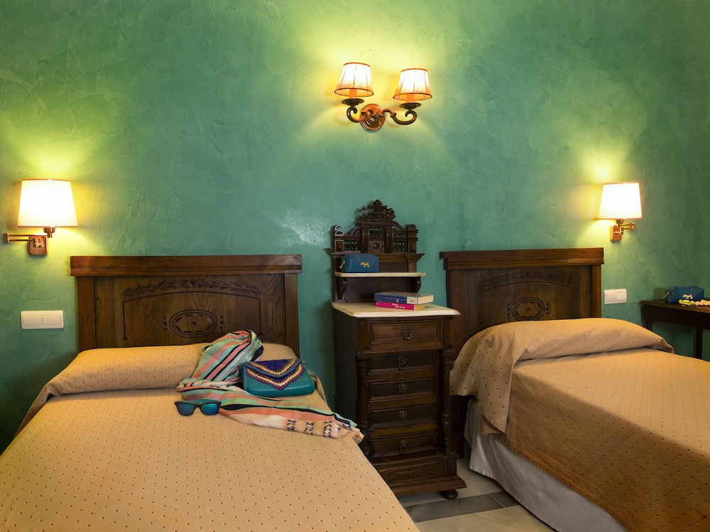 

Palermo - San Juan de Aznalfarache - Hotel YIT Vereda Real