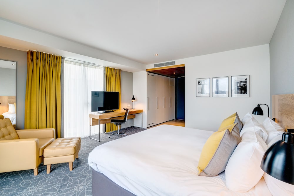 

Bari - Dundee - Apex City Quay Hotel & Spa