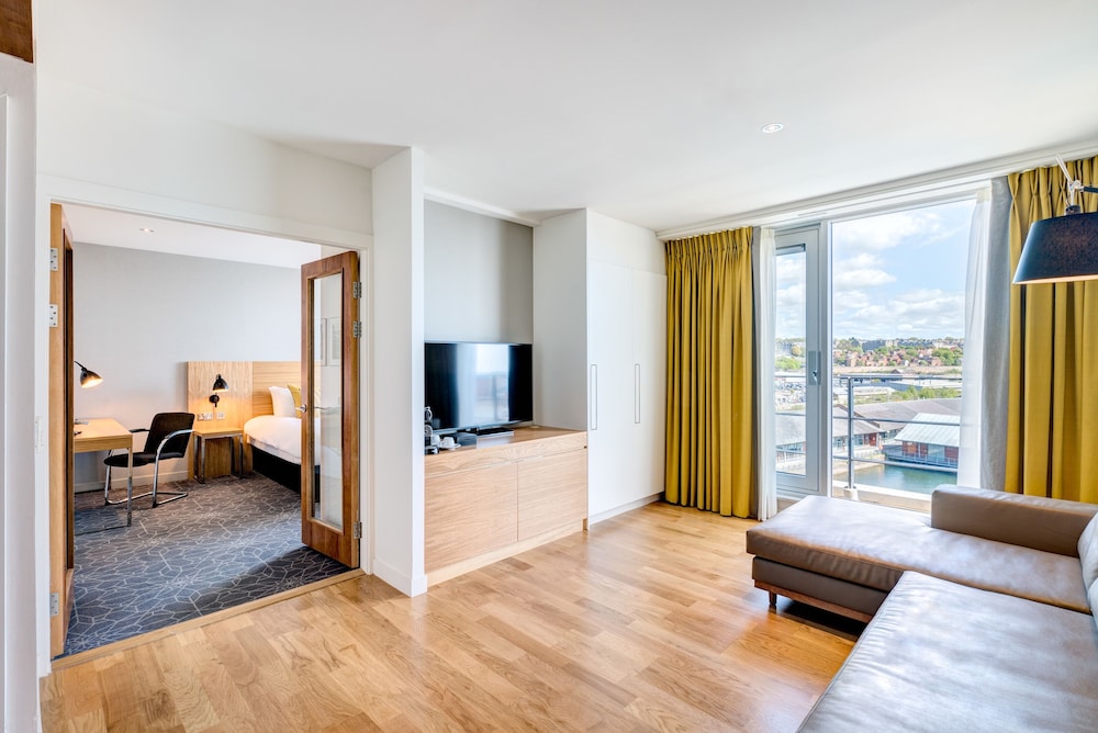 

Firenze - Dundee - Apex City Quay Hotel & Spa