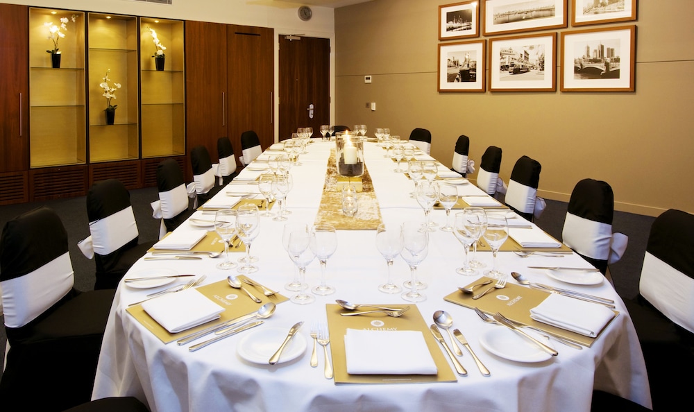 

Catania - Dundee - Apex City Quay Hotel & Spa