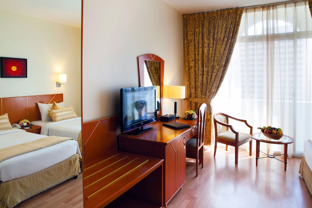 

Roma - Dubai - Landmark Hotel