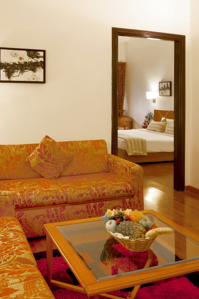 

Catania - Dubai - Landmark Hotel