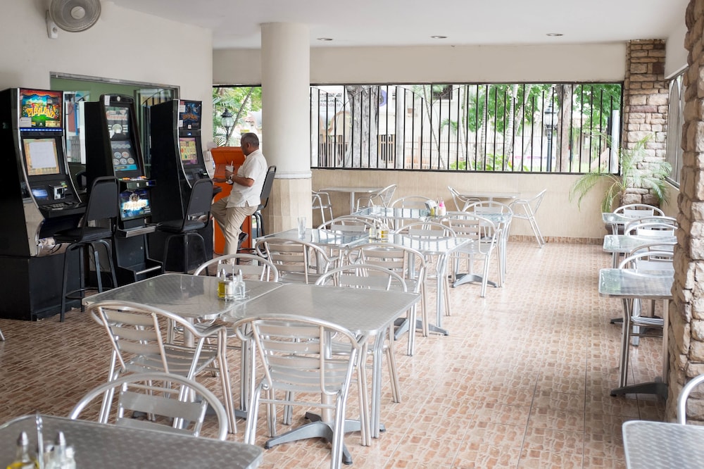 

Roma - Panama - Hotel Latino