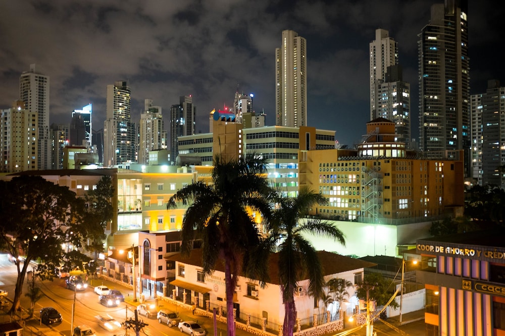 

Roma - Panama - Hotel Latino
