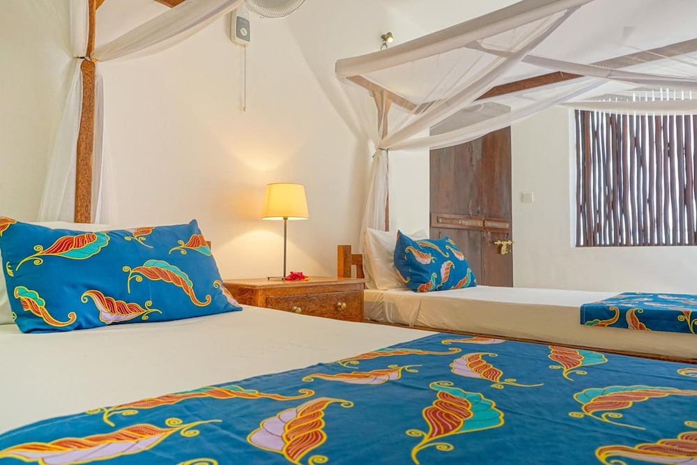 

Bologna - Bwejuu - Indigo Beach Zanzibar