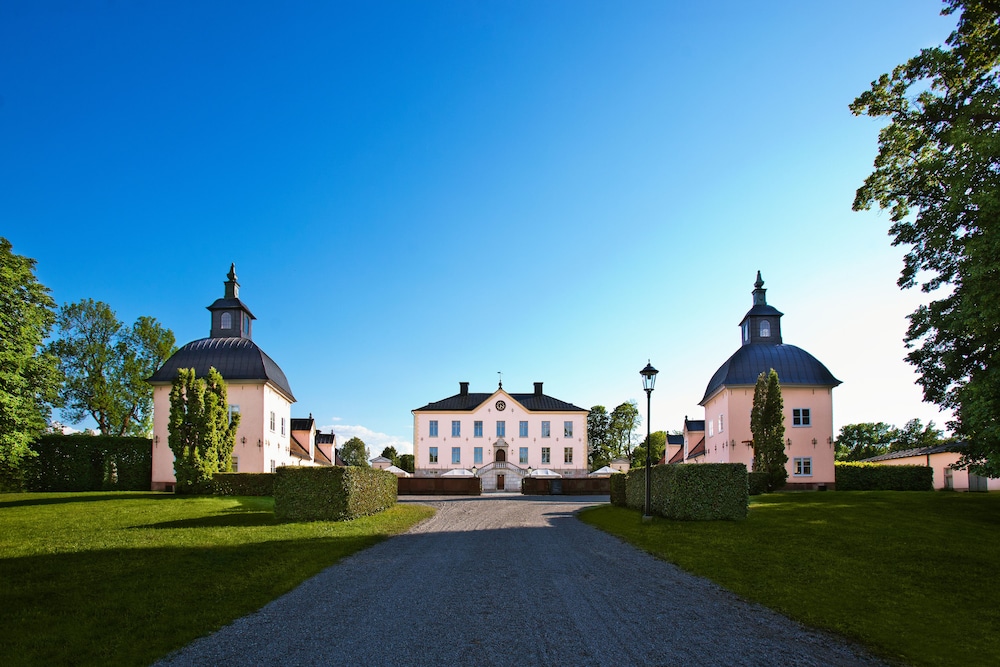 

Milano - Ekerö - Hesselby Slott
