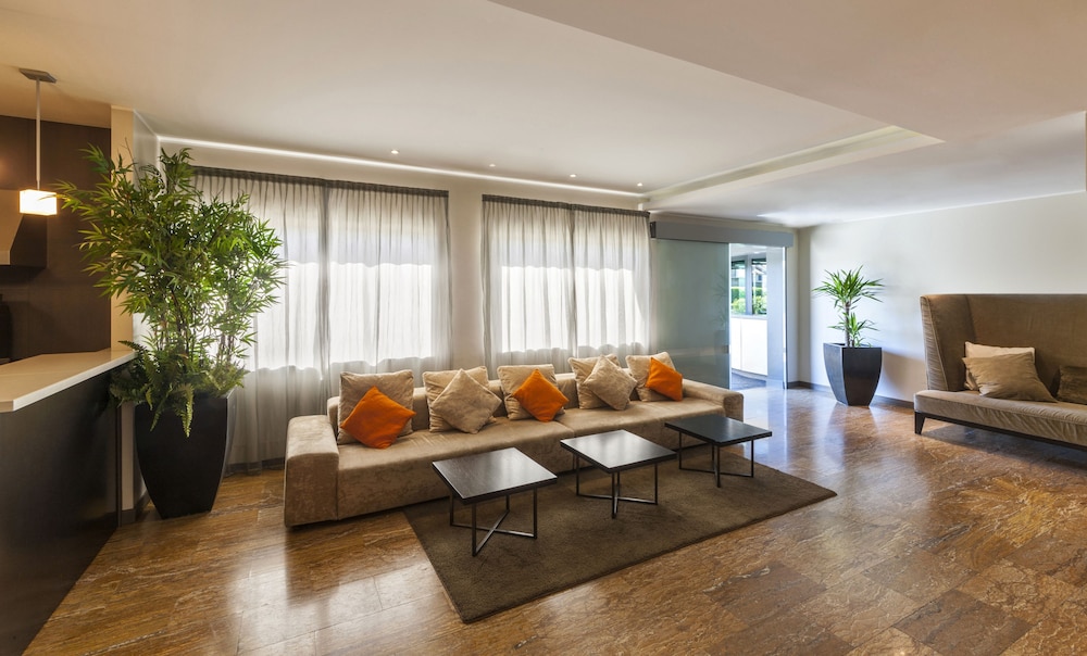 

Catania - Rho (Fiera) - Living Hotel