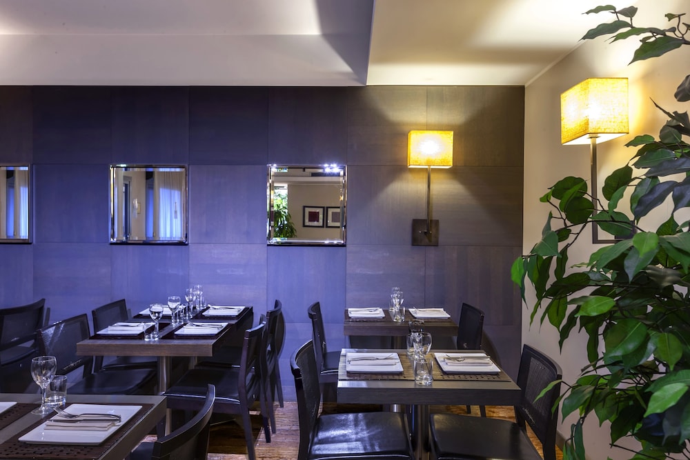 

Catania - Rho (Fiera) - Living Hotel
