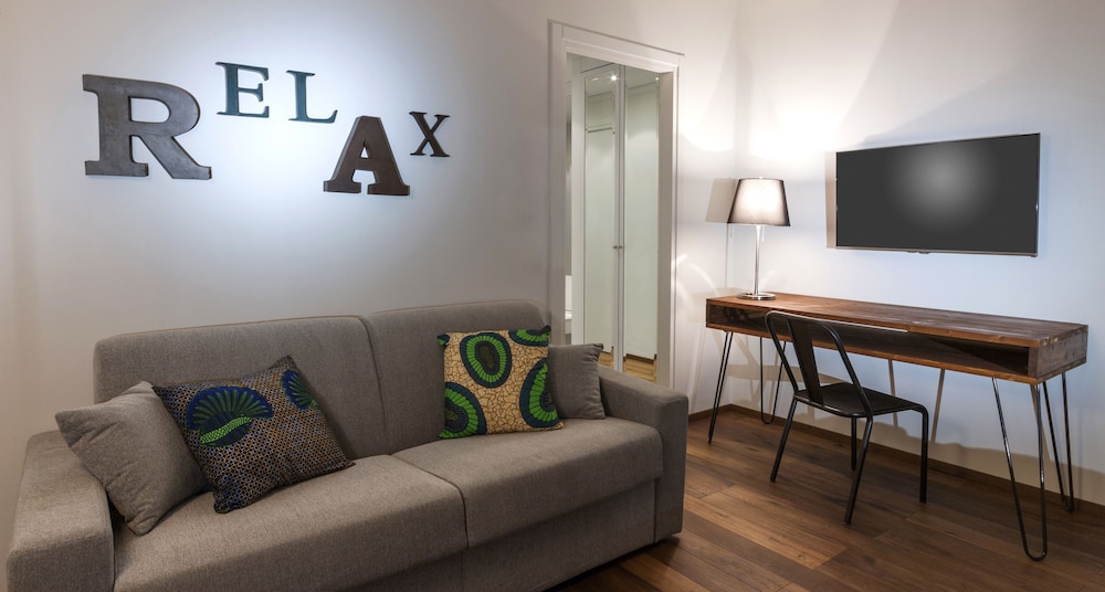 

Catania - Lainate - Living Hotel