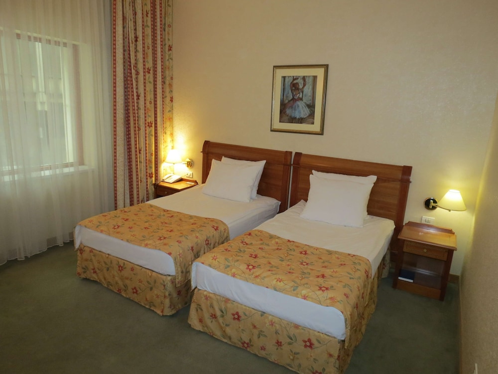 

Bari - Skopje - Best Western Hotel Turist - Superior