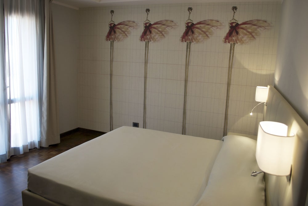 

Brindisi - Olbia - Tramas Hotel & Spa