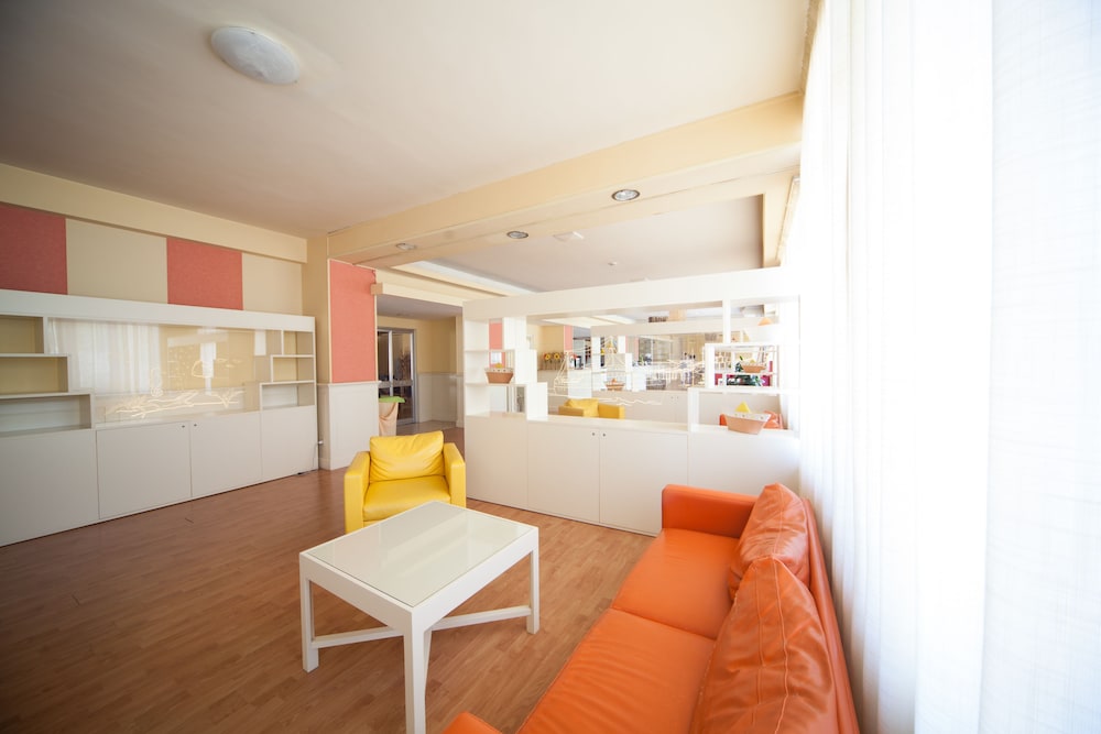 

Milano - Costa Abruzzo, Mare Italia - Hotel Regent