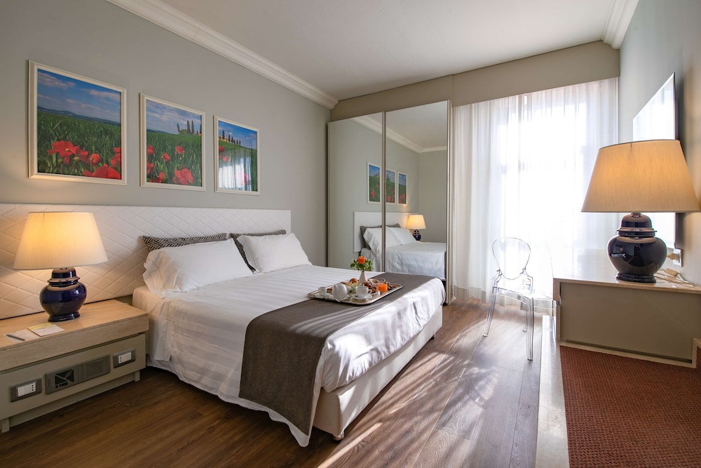 

Napoli - Arezzo - Etrusco Arezzo Hotel - Sure Hotel Collection by Best Western