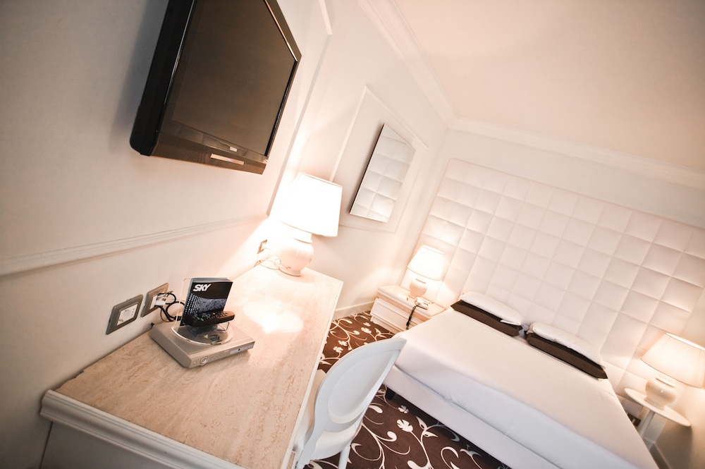 

Catania - Arezzo - Etrusco Arezzo Hotel - Sure Hotel Collection by Best Western