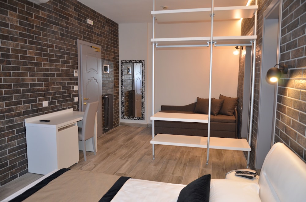 

Reggio Calabria - Mestre - Hotel Ariston