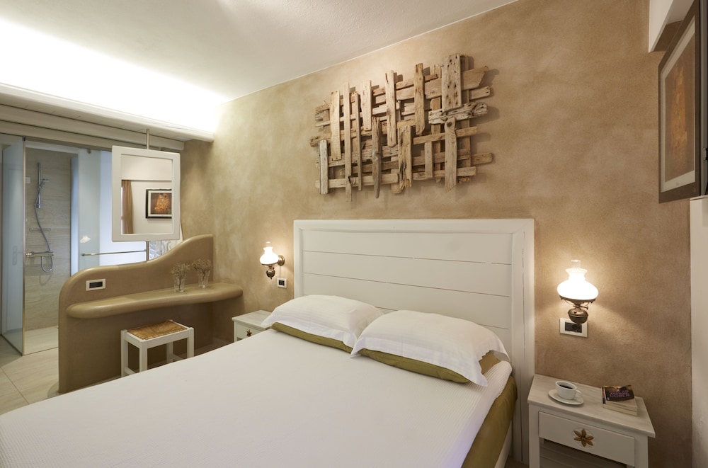 

Napoli - Áno Meriá - Vrahos Boutique Hotel
