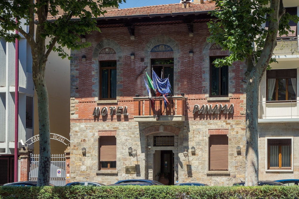 

Napoli - Toscana, Italia - Hotel Panama