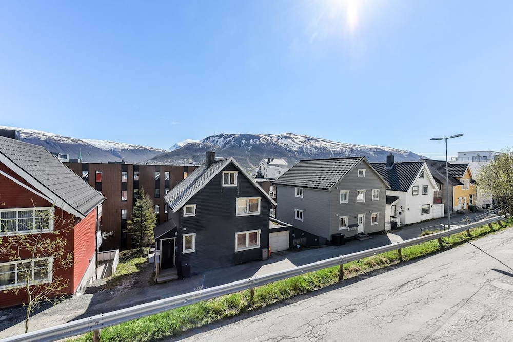 

Palermo - Tromsø - Enter Backpack Hotel