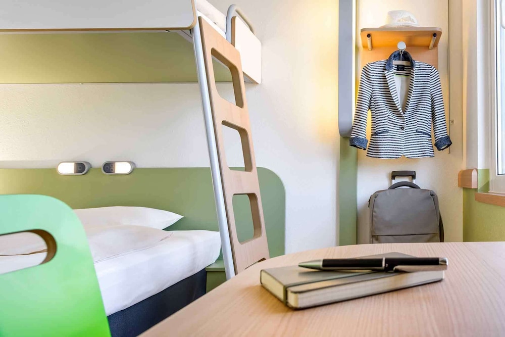 

Roma - Saint Malo - ibis budget Saint Malo Centre