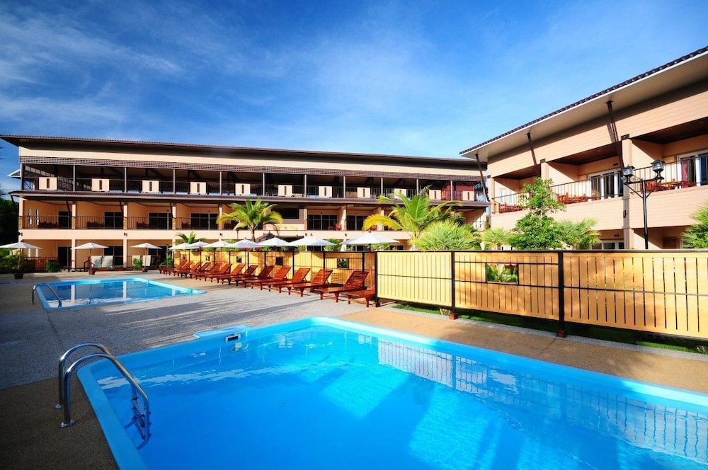 

Milano - Klong Muang Beach - Maleedee Bay Resort