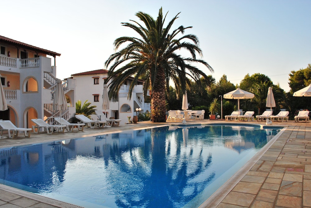 

Pisa - Skiathos Town - Villa Christina